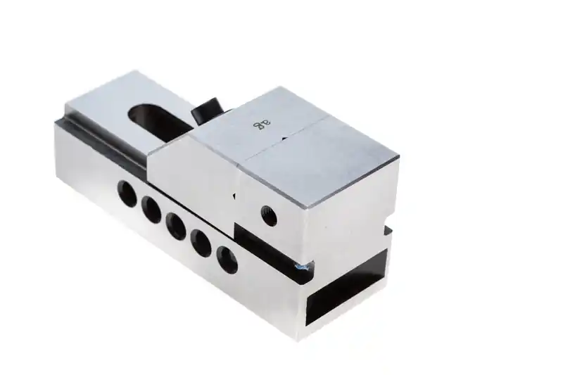 Niederzugschraubstock BG38 Highlight